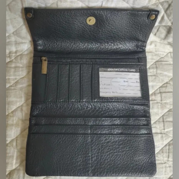 🐼🐼🐼time and Tru Black Extra Soft Wallet w/Bronze Accents, Farrah Flap Front - Picture 5 of 7